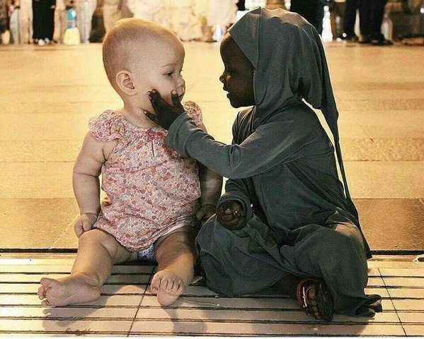 buhola-no-nacemos-racistas-dile-no-a-la-discriminacion-.jpg