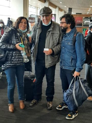 Con los escritores chilenos Paz Corral y Vladimir Rivera